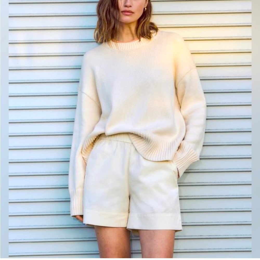 Everlane - women’s The Easy Shorts cream organic cotton blend pull on pants ZS 4